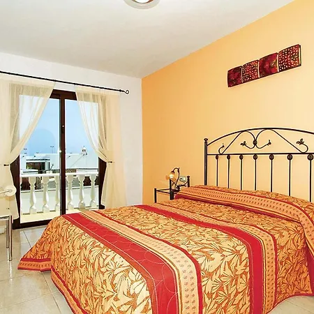 Willa Playa Blanca Sleeps 7 Wifi Playa Blanca (Lanzarote)