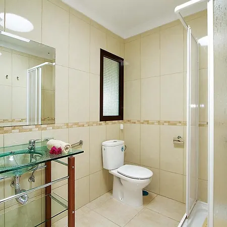 Willa Playa Blanca Sleeps 7 Wifi